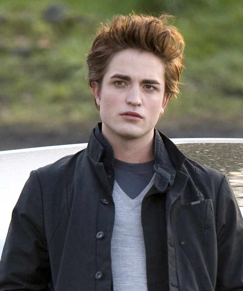 1006_Pattinson_Twilight_DeanaNewcomb.jpg